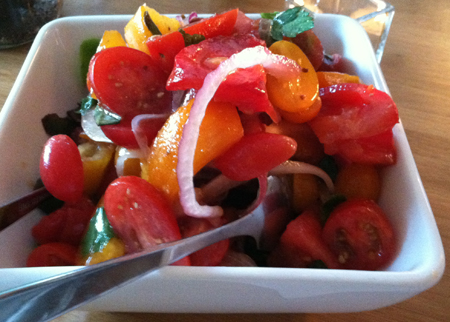 tomato-onion-parsley-salad