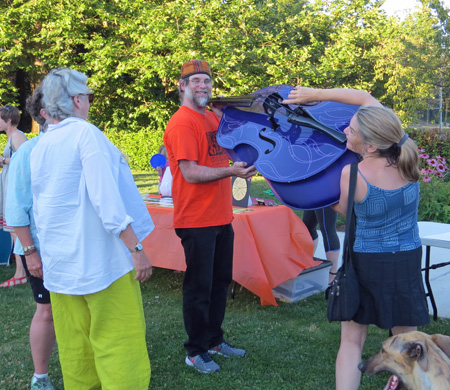 socialev stern cello